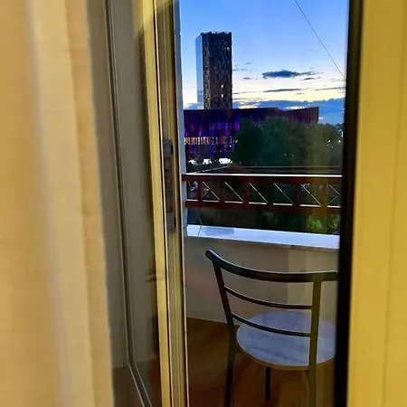 Arena Stadium Apartment25 *